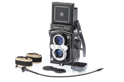 Lot 242 - A Yashica-Mat TLR Medium Format Camera