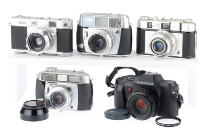 Lot 306 - A Mixed Group of Cameras