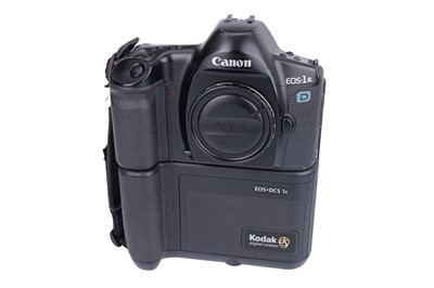 Lot 200 - A Canon EOS DCS 1c Digital SLR Camera