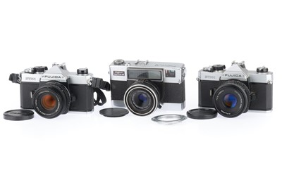 Lot 299 - A Trio of Fujica Cameras