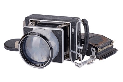 Lot 275 - A Zeiss Ikon Ermanox 858/3 Strut Folding Camera