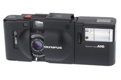 Lot 195 - An Olympus XA Rangefinder Camera