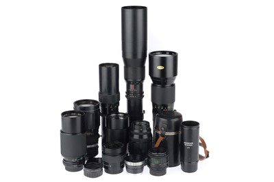 Lot 425 - A Selection of Camera Lenses