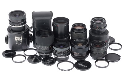 Lot 460 - A Selection of Prime Lenses