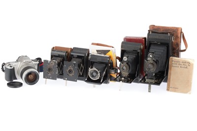 Lot 274 - A Mixed Selection of Cameras