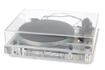 Lot 731 - A Thorens Phantastik Record Turntable