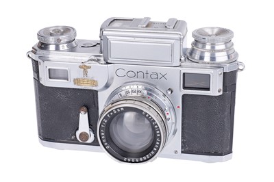Lot 140 - A Zeiss Ikon Contax III 'Kriegsmarine' Rangefinder Camera