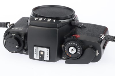 Lot 45 - A Leica R4s Model 2 SLR Camera Body