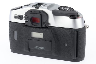 Lot 42 - A Leica R8 35mm SLR Camera Body