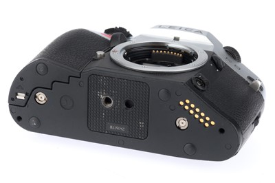 Lot 42 - A Leica R8 35mm SLR Camera Body
