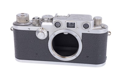 Lot 14 - A Leica IIIf Rangefinder Camera