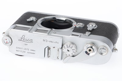 Lot 27 - A Leica M3 Rangefinder Camera Body
