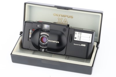 Lot 204 - An Olympus XA Rangefinder Camera