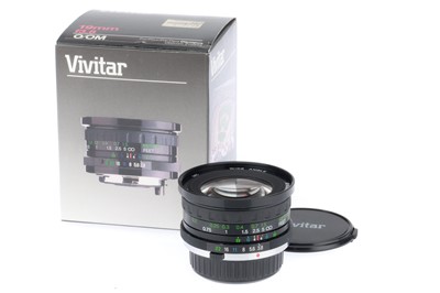 Lot 440 - A Vivitar f/3.8 19mm Lens