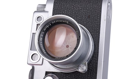 Lot 17 - A Leica IIIg Rangfinder Camera