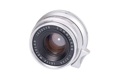 Lot 63 - A Leitz Summicron f/2 35mm Lens
