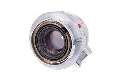 Lot 63 - A Leitz Summicron f/2 35mm Lens