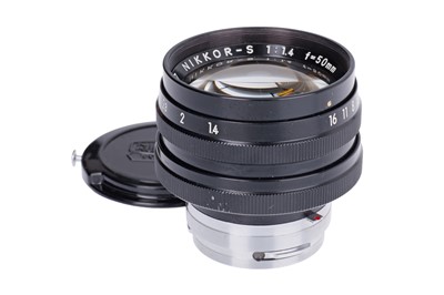 Lot 154 - A Nikon Nikkor-S f/1.4 50mm Lens