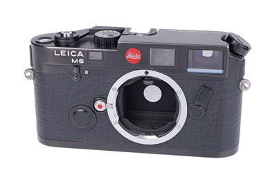 Lot 46 - A Leica M6 Rangefinder Camera Body
