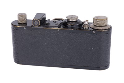 Lot 5 - A Leica Standard Camera