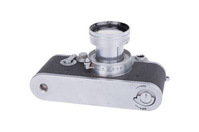 Lot 10 - A Leica IIId Rangefinder Camera