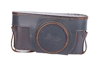 Lot 95 - A Grey Leica Ever Ready Case