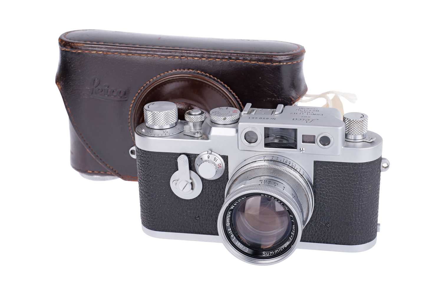 Lot 18 - A Leica IIIg Rangefinder Camera