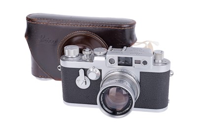 Lot 18 - A Leica IIIg Rangefinder Camera