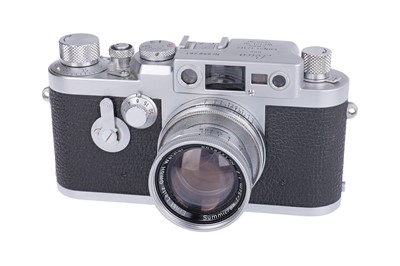 Lot 18 - A Leica IIIg Rangefinder Camera