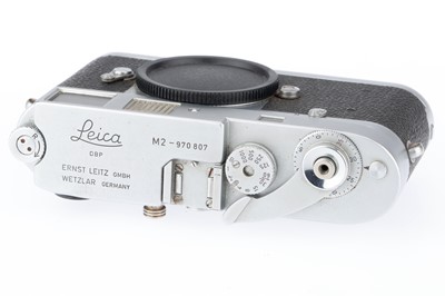 Lot 24 - A Leica M2 35mm Rangefinder, Camera Body