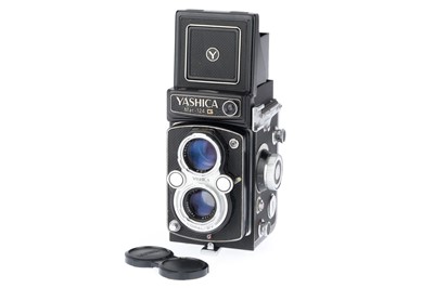 Lot 236 - A Yashica Mat-124G TLR Camera