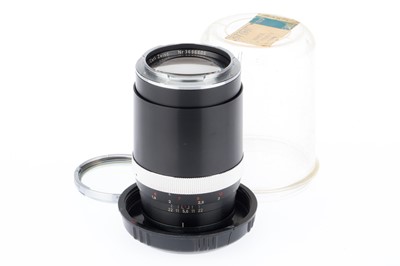 Lot 371 - A Carl Zeiss Sonnar f/2.8 135mm Lens