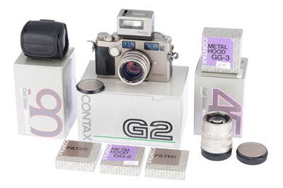 Lot 175 - A Contax G2 35mm Rangefinder Camera