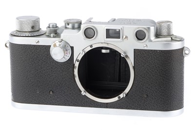 Lot 48 - A Leica IIIc Rangefinder Camera