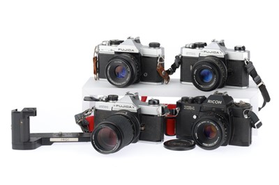 Lot 172 - A Mixed Group of SLR Cameras
