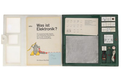 Lot 687 - A Braun Lectron 502 Electronic Science Experiment Kit