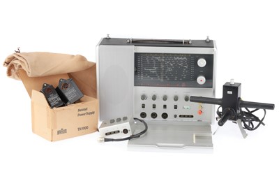 Lot 777 - A Braun Station T1000 CD Multi-Band Radio Receiver