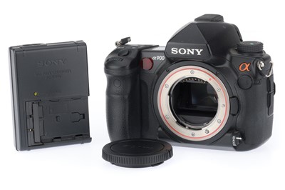 Lot 196 - A Sony Alpha 900 Digital SLR Camera Body