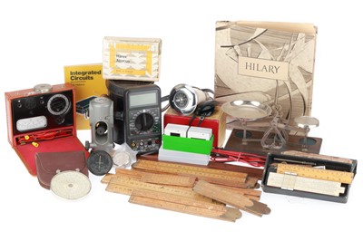 Lot 666 - A Collectors' Lot of Measuring Instruments