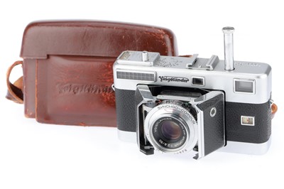 Lot 176 - A Voigtlander Vitessa L Rangefinder Camera