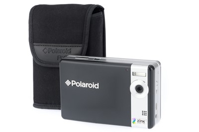 Lot 387 - A Polaroid Pogo Digital Instant Print Camera