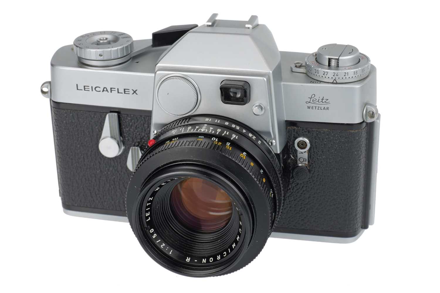 Lot 78 - A Leica Leicaflex 35mm SLR Camera
