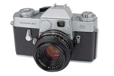 Lot 78A - A Leica Leicaflex 35mm SLR Camera