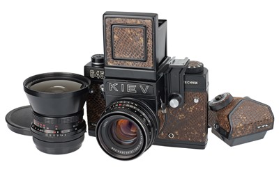 Lot 221A - A Kiev 645 PSV Medium Format Camera