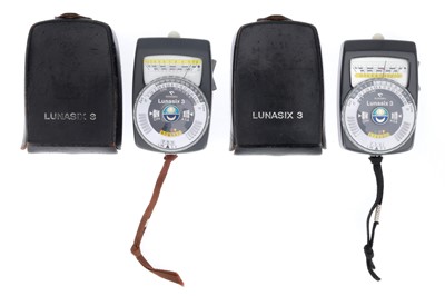 Lot 437 - A Pair of Gossen Lunasix 3 Exposure meters