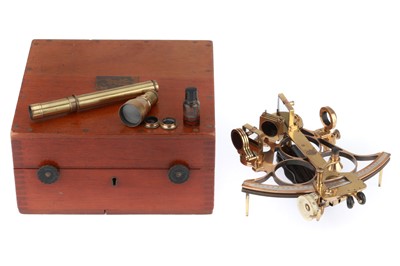 Lot 652 - Husun Sextant
