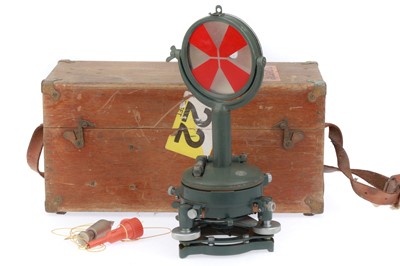 Lot 661 - A Surveyors Target