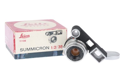 Lot 64A - A Leitz Summicron f/2 35mm Lens