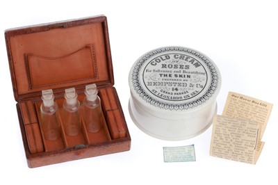 Lot 562 - Collection of 2 Medical Items