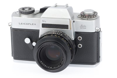 Lot 67 - A Leica Leicaflex SL 'Atrappe' Dummy Camera